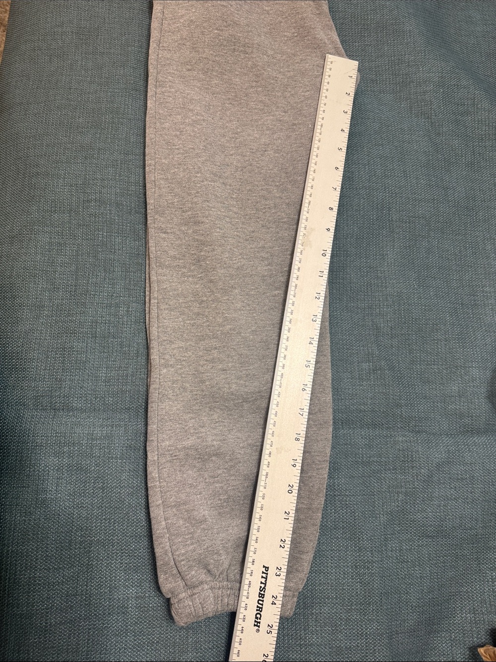 Nike 3BRAND Boys by Russell Wilson fleece joggers Size Large Gray White Stretchy - Picture 8 of 10